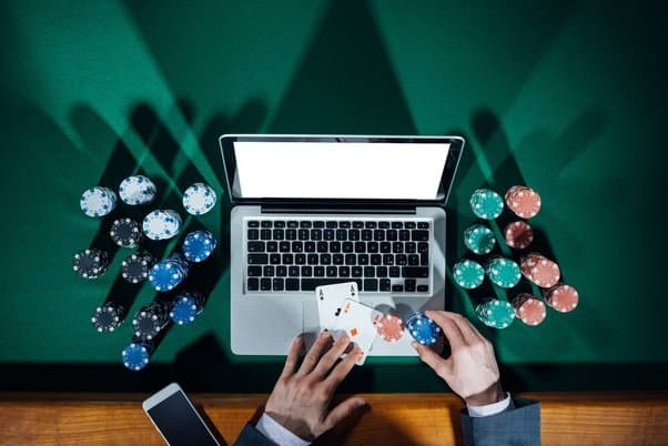 Menggali Dunia Judi Bola: Strategi, Tips, dan Tren Terbaru