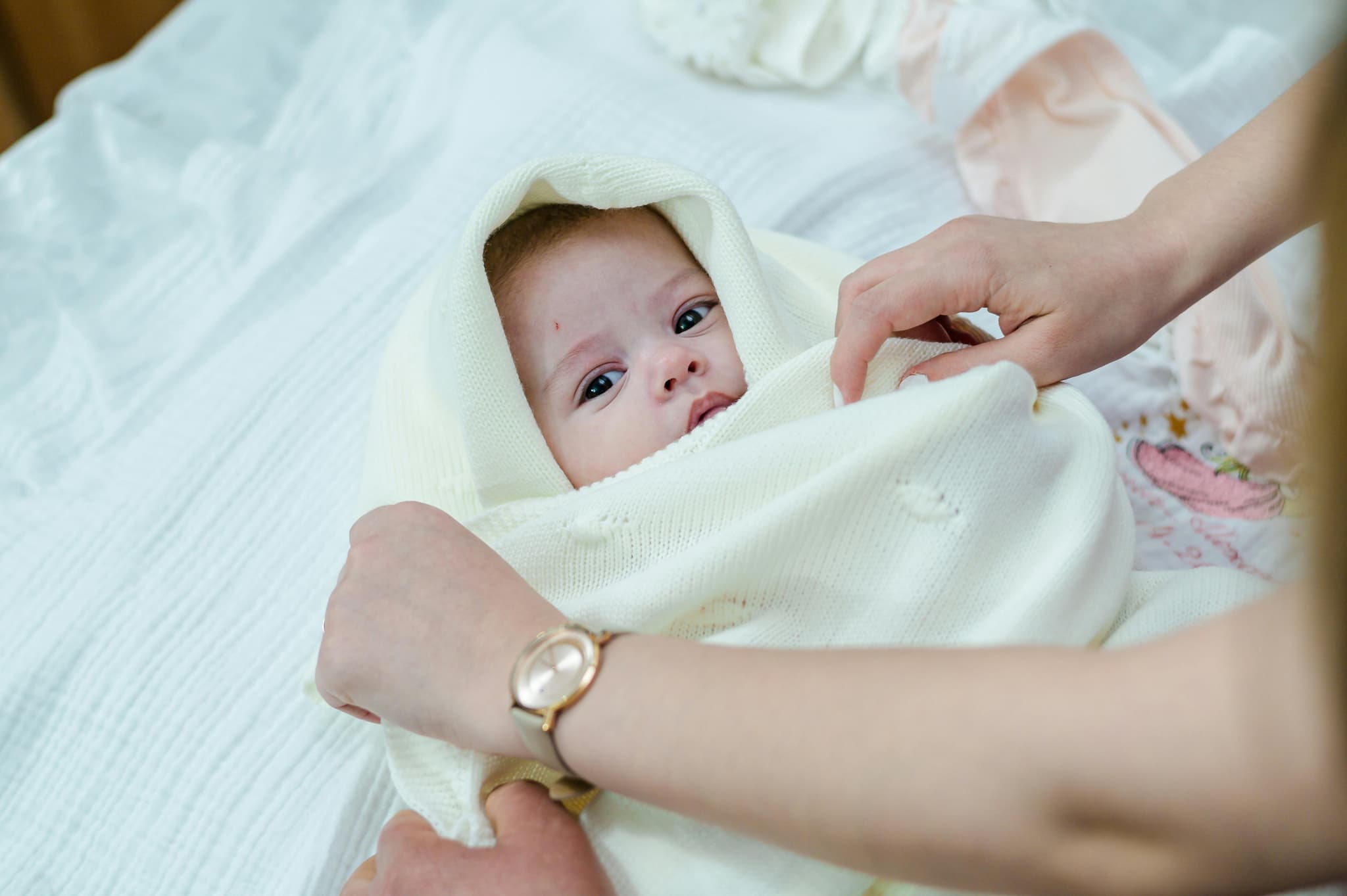 Astuces pour bien utiliser une couverture emmaillotage bébé