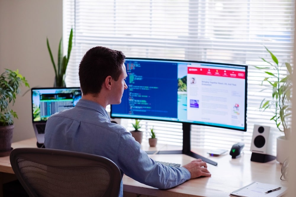 Using Competitive Intelligence to Anticipate Competitor Moves