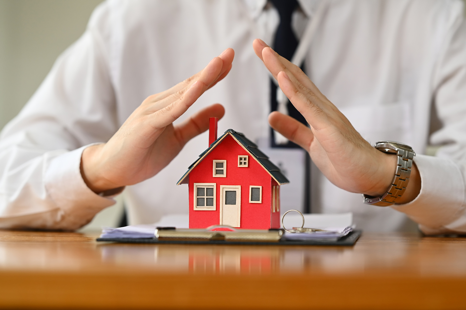How a Florida Public Adjuster Can Maximize Your Insurance Settlement