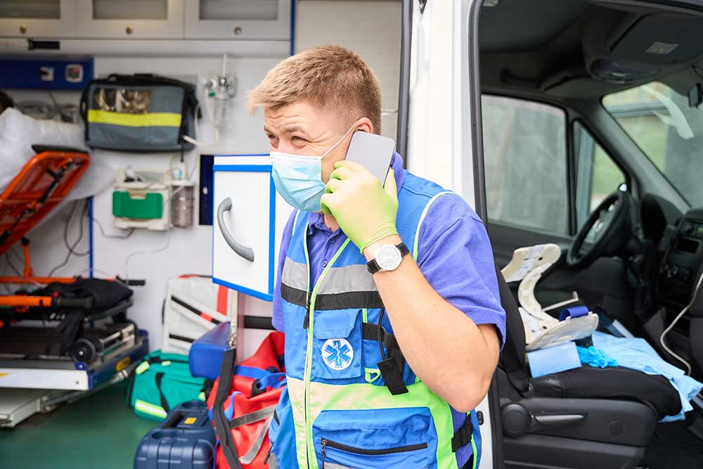 Using Emergency Communication Tools to Protect Employees in Real Time